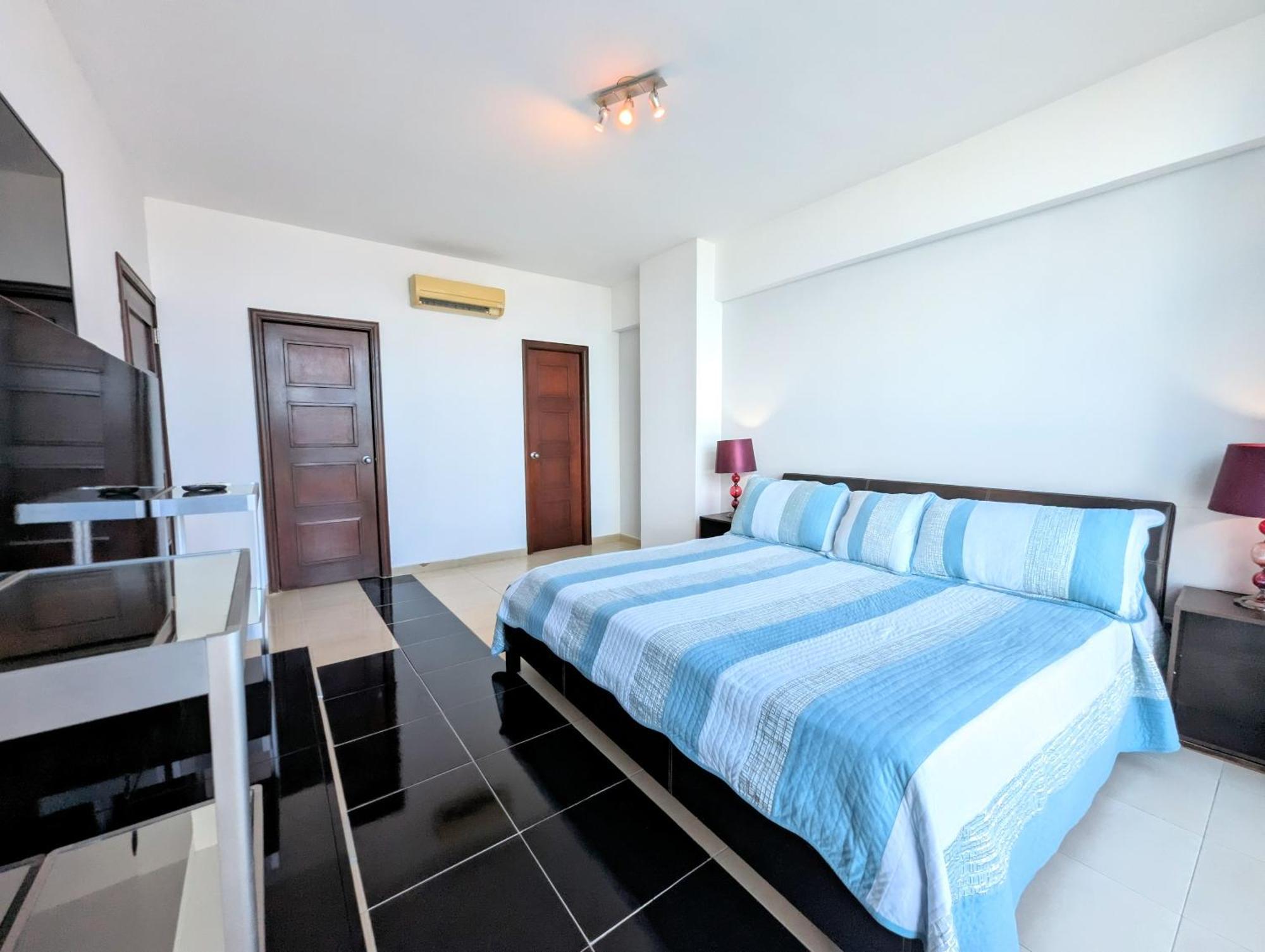 Yc 3602 L Apartamento 2Br En Av Balboa Панама Сити Екстериор снимка