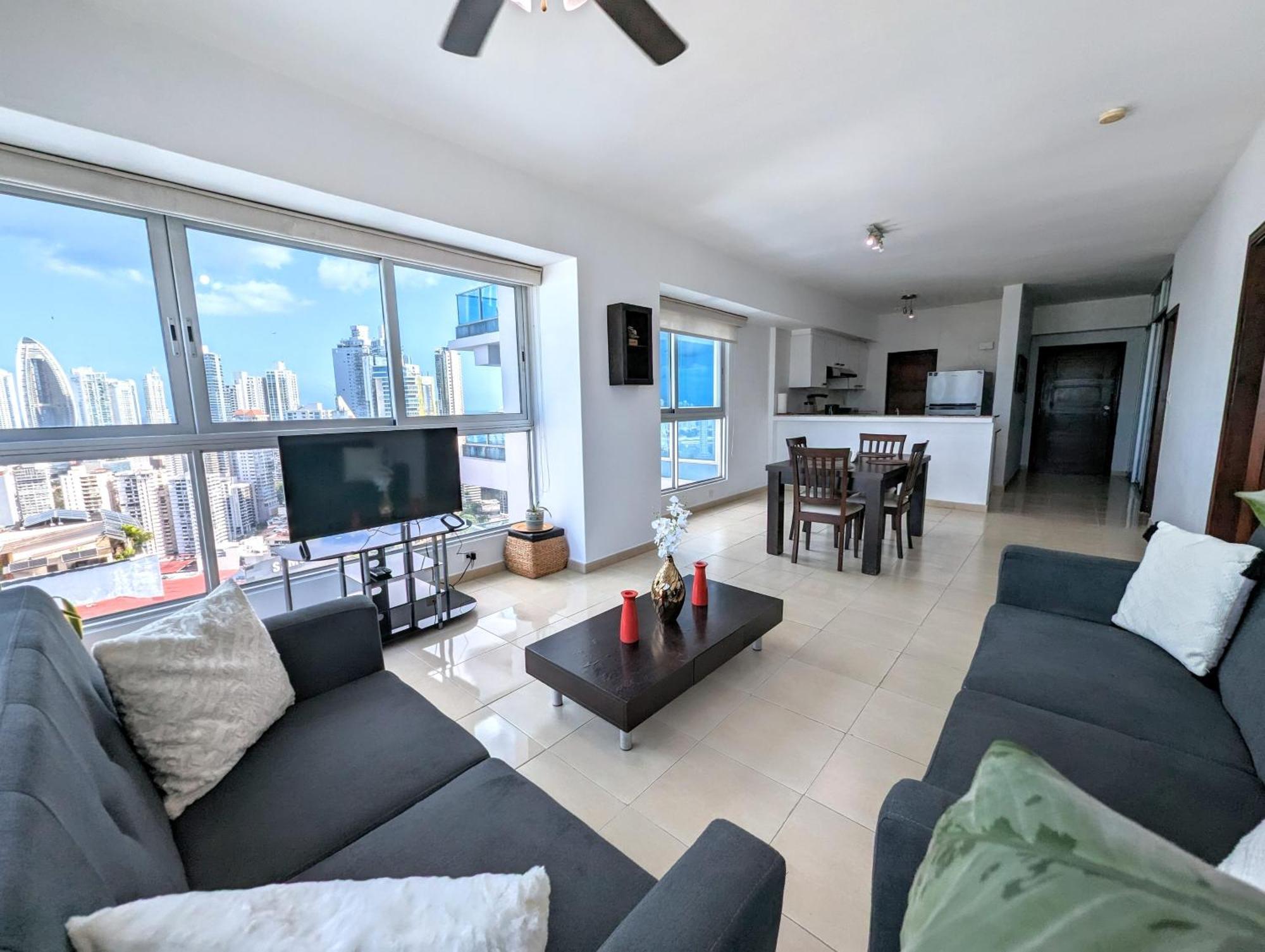 Yc 3602 L Apartamento 2Br En Av Balboa Панама Сити Екстериор снимка